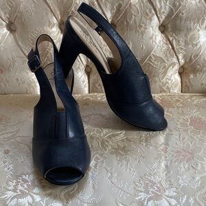 Life Stride Black Peep-Toe Slingback Heels